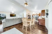 Oceanfront Home with Private Deck & Water Views, Full Kitchen, Free WiFi Hotels in Seal Rock