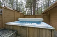 Private Hot Tub and A/C Included - Cozy Rustic Retreat