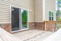 The Sycamore at Ducks Landing Hotels in Aberdeen