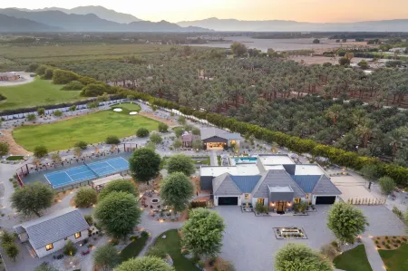 Expansive Pool, Tennis Court, Gym, and Gourmet Kitchen - Elegant Haven