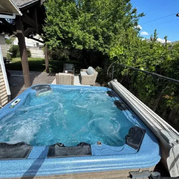 Beautiful Modern Farmhouse near Sundance/BYU