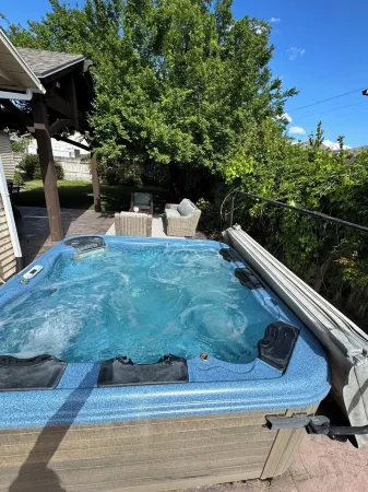 Beautiful Modern Farmhouse near Sundance/BYU Отели в г. Орем