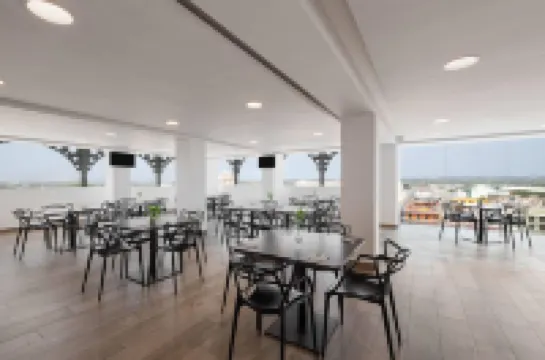 Ramada by Wyndham Tampico Centro