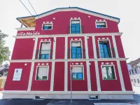 Apart Hotel Asteria Hotels in Siska District