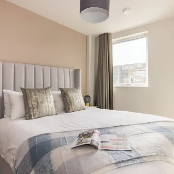 由查爾斯·霍普管理的利茲中心 鄰近Central Village的酒店