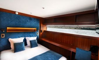VIP Paris Yacht Hôtel & Spa