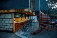 Fortunas Cabins Hotels in Nkubu