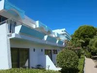 Blue Horizon Hotel Hotels near Clock Tower