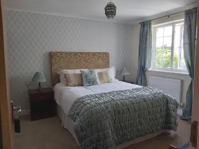 Porth Lodge Hotels near The Bird