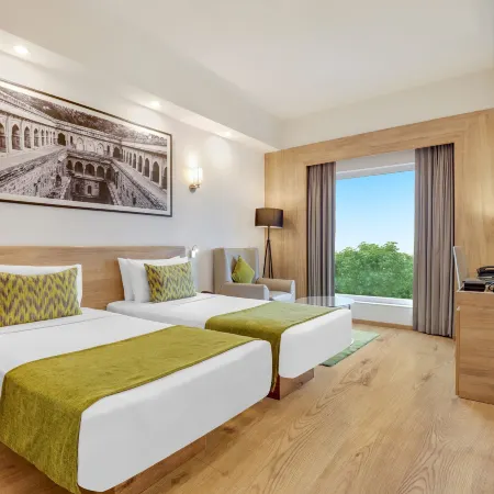 Lemon Tree Premier City Center