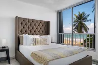 Playa Verde Apt Pool for 4