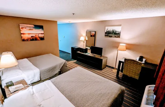 伍德菲爾德套房旅館