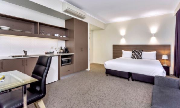 New Haus by Hougoumont Hotel, Former Bannister 22