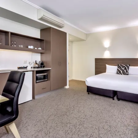 New Haus by Hougoumont Hotel, Former Bannister 22