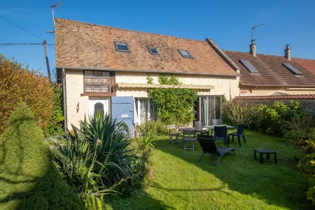 Le Clos Saint Paul Отели рядом с достопримечательностью «Шато-Гайар»