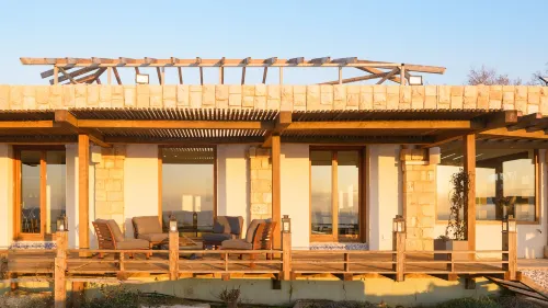 Luxury Villa over the Cliffs by FeelHome - Homestays