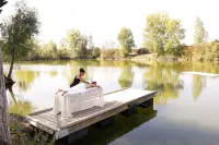 Les Etangs de la Bassée Hotels in Cannes-Écluse