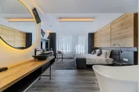 B the Hotel Hotels in Sfântu Gheorghe
