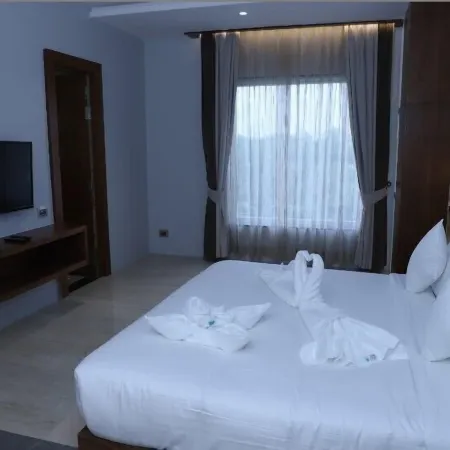 The Royal Class Hotel