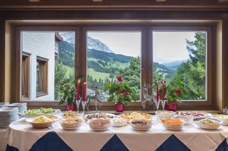 Hotel Serena Отели в г. Бадия