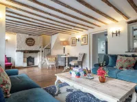 Eilmers Cottage Lovely 4BD in Malmesbury Hotels in Malmesbury