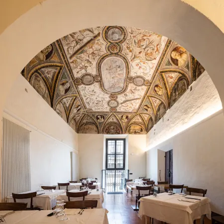 Cà Uberti Palace Hotel