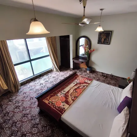HillTop Hotel