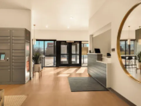 LivAway Suites- Syracuse Hotels in DeWitt