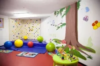 Alpine Touring Hotel-Petfriendly Hotels in Vigo di Fassa
