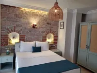 Cunda Rooms Hotels in Ayvalik