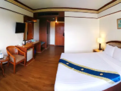 โรงแรมแกรนด์ปาร์ค โรงแรมใกล้วัดโพธิ์เสด็จ