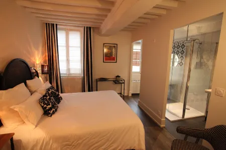 La Berjotine - Maison d'hôtes Отели в г. Сен-Жульен-де-Сиври