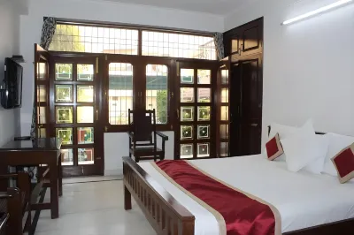 Hotel Sukhvilas