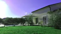 Hillside Villa with Swimming Pool and Jacuzzi - Frasassi Caves