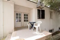 Apartments Neva Hotels in Brac Island