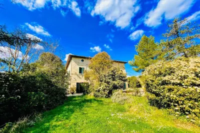 Adam House - bellissima piscina exc - 8 posti letto