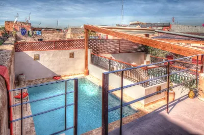 Riad Carina Hotel dekat Badi Palace