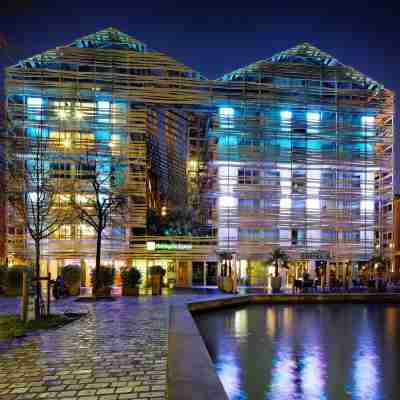 Holiday Inn Express PARIS - CANAL DE LA VILLETTE by IHG Hotel Exterior