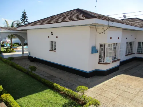 Blue Lagoon Lodge Blantyre - 3-Star