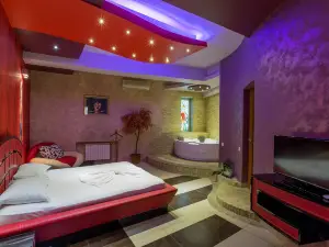Green Palace Hotel