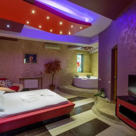 Green Palace Hotel
