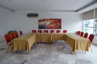 Ramada by Wyndham Panama Centro Via Argentina - Bãi đậu xe