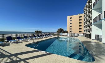 Polynesian Oceanfront Hotel