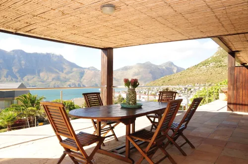 Hout Bay Breeze - Pemandangan Pantai