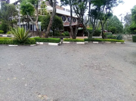 Hotel Eel Отели в г. Ронгай