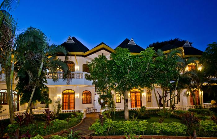 โรงแรมดอลเชวิตา