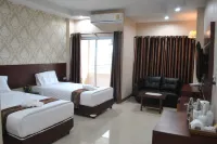 Le Parc Wangnang Hotels in Phitsanulok