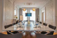 Hôtel la Monnaie Arty & Spa - 주차장