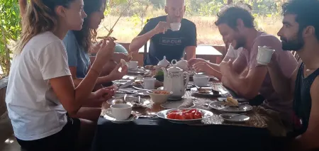 Sigiriya Rock Gate Resort Отели в г. Сигири