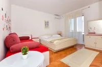 Apartmani Bernarda Hotels in Tucepi